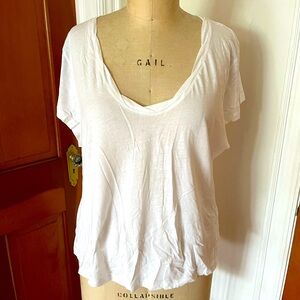 JCrew White Tee in Size 2x